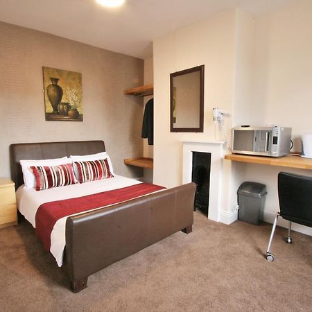 Central Hotel Cheltenham by Roomsbooked Buitenkant foto
