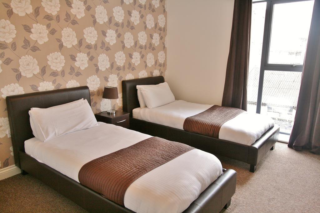 Central Hotel Cheltenham by Roomsbooked Buitenkant foto