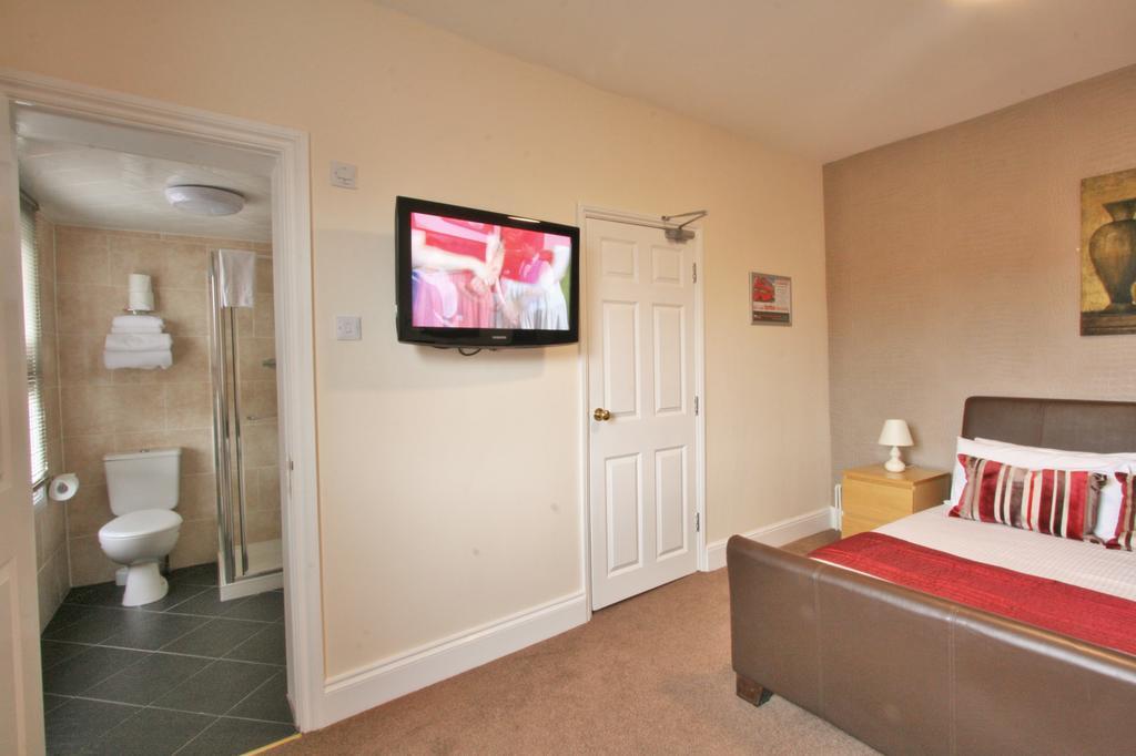 Central Hotel Cheltenham by Roomsbooked Buitenkant foto