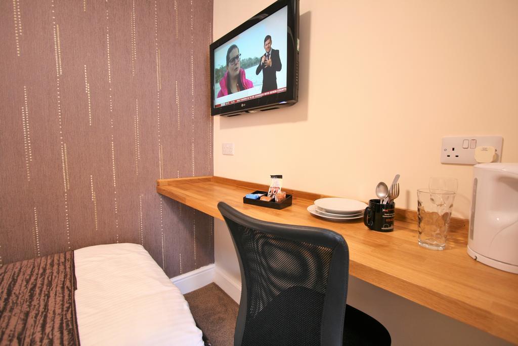 Central Hotel Cheltenham by Roomsbooked Buitenkant foto